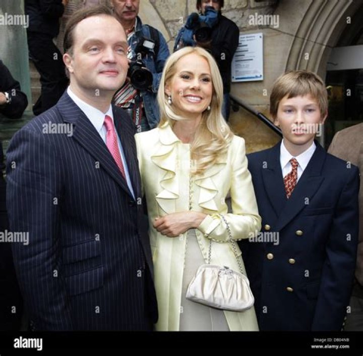 Alexander, Prince of Schaumburg-Lippe Biography, Age, Height, Wife, Net Worth, Family