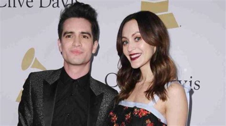 Brendon Urie Biography, Age, Height, Wife, Net Worth, Family