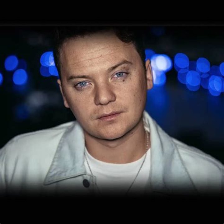Conor Maynard Biography, Age, Height, Wife, Net Worth, Family