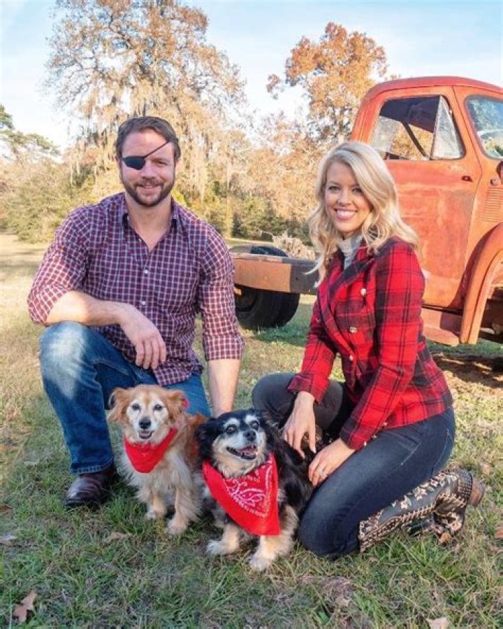 Dan Crenshaw Biography, Age, Height, Wife, Net Worth, Family