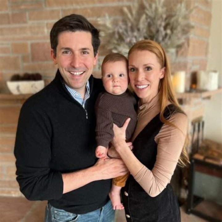 Daniel Bilos Biography, Age, Height, Wife, Net Worth, Family