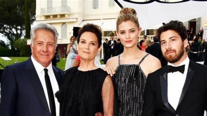 Dustin Hoffman Biography, Age, Height, Wife, Net Worth, Family