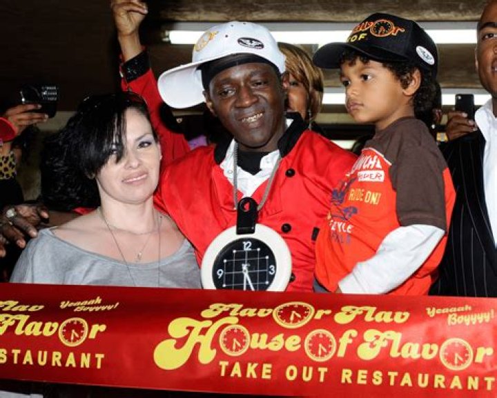 Flavor Flav Biography, Age, Height, Wife, Net Worth, Family