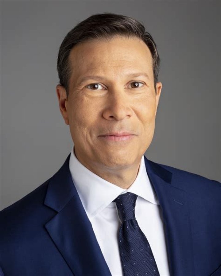 Frank Figliuzzi Biography, Age, Height, Wife, Net Worth, Family