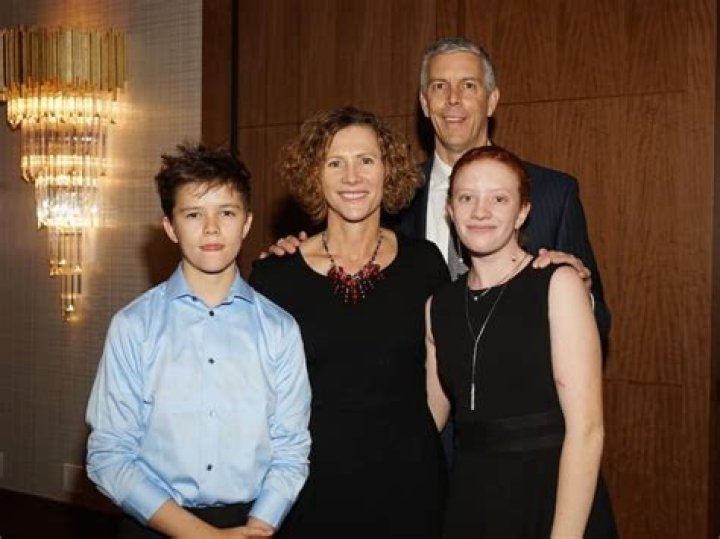 Fred White Biography, Age, Height, Wife, Net Worth, Family