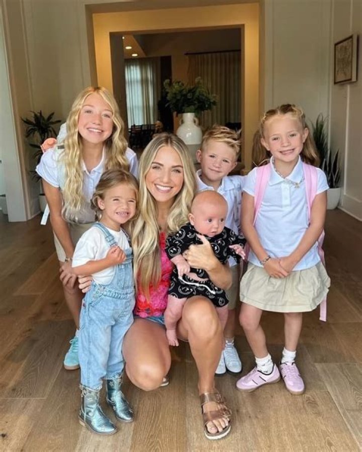 Jen Atkin Biography, Age, Height, Husband, Net Worth, Family