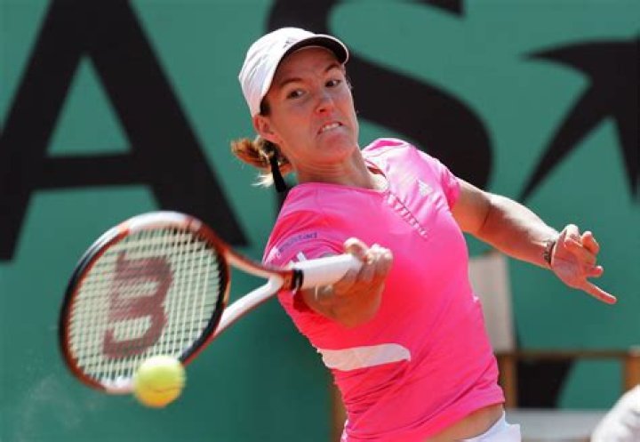 Justine Henin Biography, Age, Height, Husband, Net Worth, Family