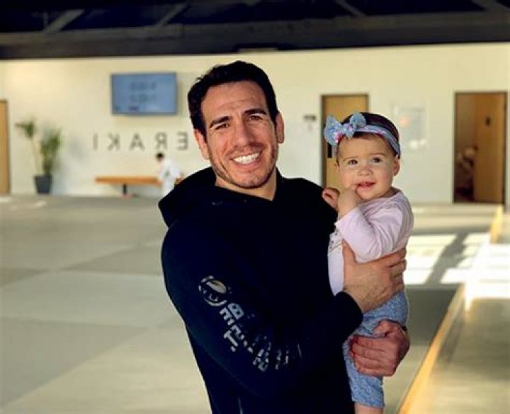 Kenny Florian Biography, Age, Height, Wife, Net Worth, Family