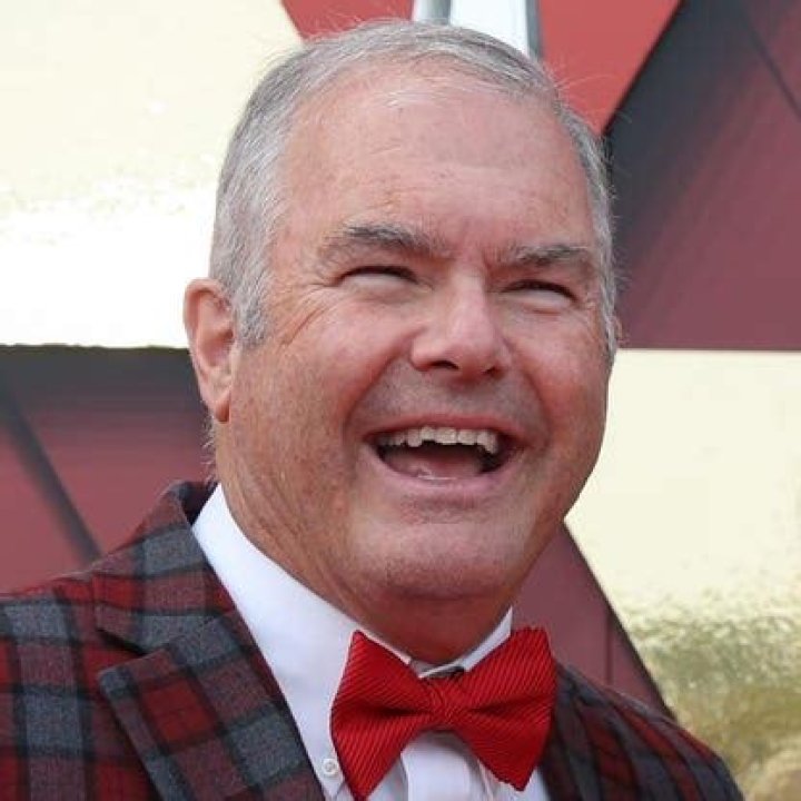 Lamar Hunt Jr. Biography, Age, Height, Wife, Net Worth, Family
