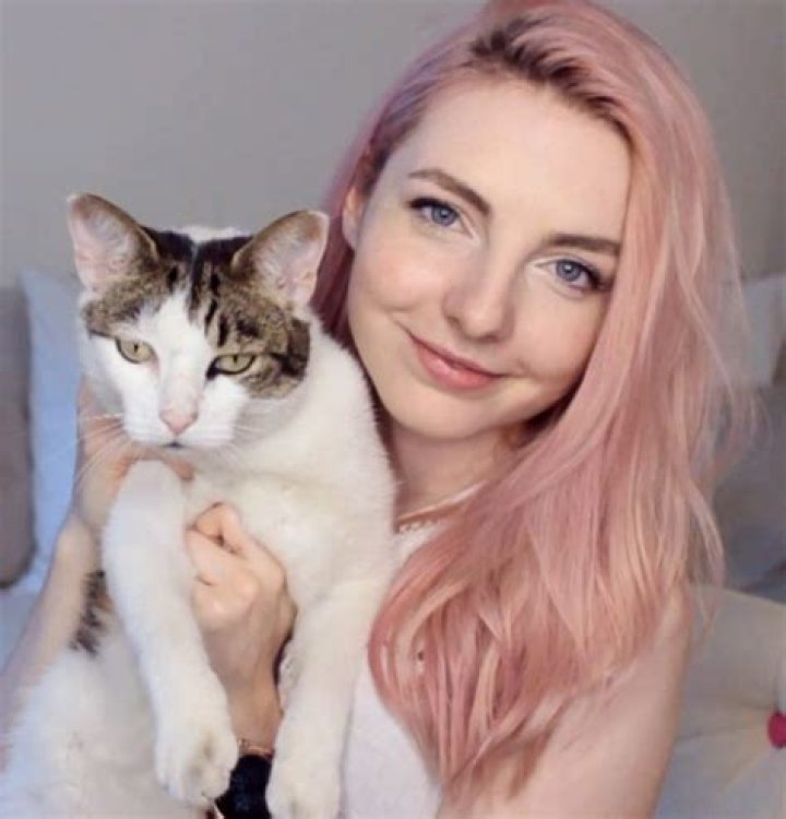 LDShadowLady Biography, Age, Height, Husband, Net Worth, Family