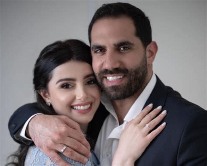 Maritta Hallani Biography, Age, Height, Husband, Net Worth, Family
