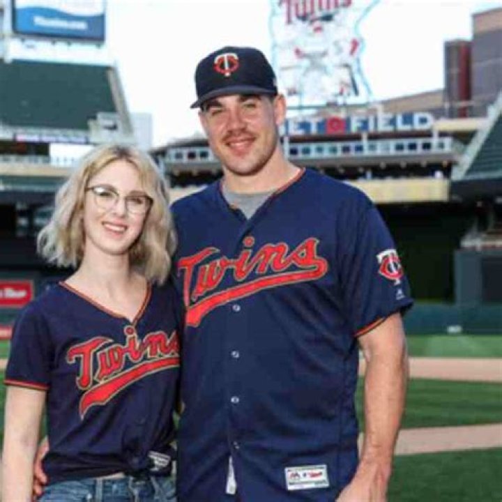 Mitch Garver Biography, Age, Height, Wife, Net Worth, Family