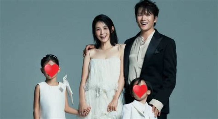Park Ji-sung Biography, Age, Height, Wife, Net Worth, Family