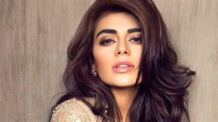 Sadaf Kanwal Biography, Age, Height, Husband, Net Worth, Family