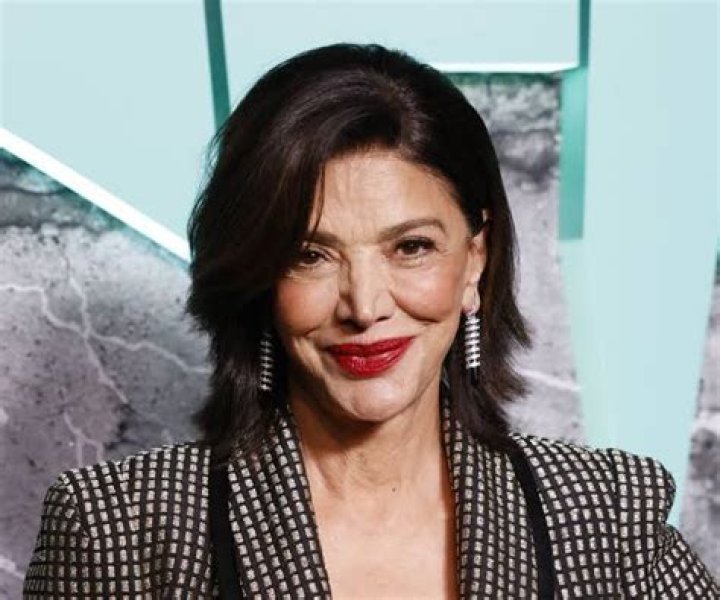 Shohreh Solati Biography, Age, Height, Husband, Net Worth, Family