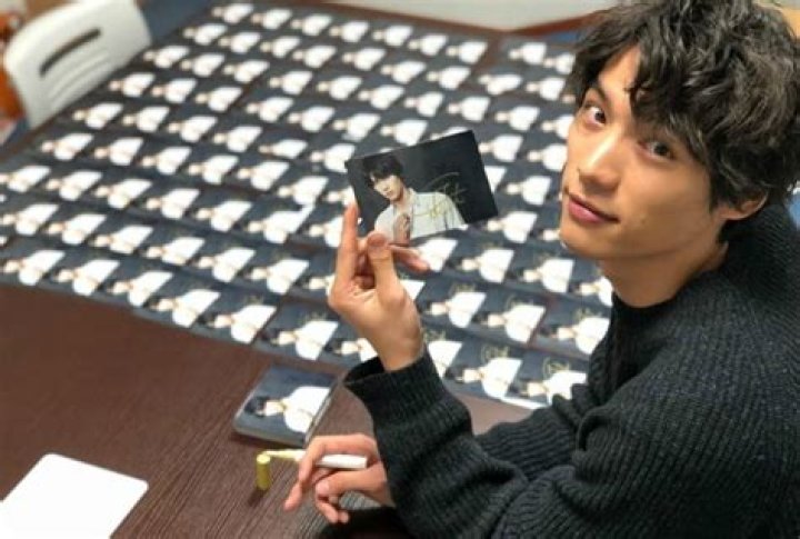 Sota Fukushi Biography, Age, Height, Wife, Net Worth, Family